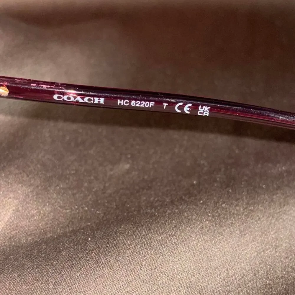 Coach NEW *FRAMES** the lenses are not prescription